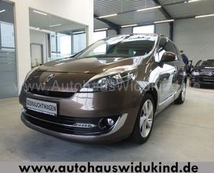 Renault Renault Grand Scenic III PDC Leder Klima AHK 1.HAN Gebrauchtwagen