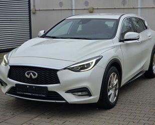 INFINITI Infiniti Q30 1.6,Aut.Navi,1.Hand Gebrauchtwagen