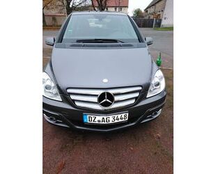 Mercedes-Benz Mercedes-Benz B 170 - mountaingrau 787 Gebrauchtwagen