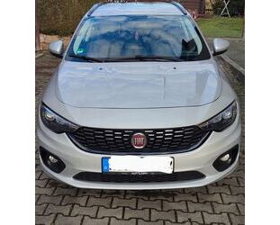 Fiat Fiat Tipo 1.6 MultiJet LOUNGE LOUNGE Gebrauchtwagen