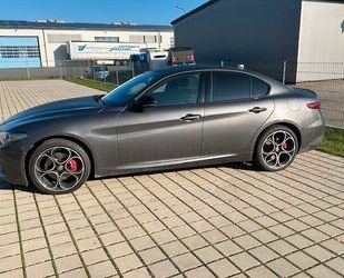 Alfa Romeo Alfa Romeo Giulia 2.0 Turbo 16V 206kW AT8-Q4 Veloc Gebrauchtwagen