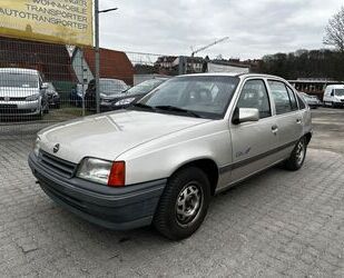 Opel Opel Kadett 1.6i Automatik Schiebedach 5-Türig Gebrauchtwagen