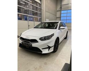 Kia Kia ceed / Ceed 1.6 CRDi MHEV 100kW Vision SW V... Gebrauchtwagen