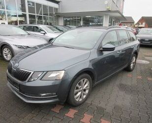 Skoda Skoda Octavia Combi Style 2.0 TDI DSG NAVI TEILLED Gebrauchtwagen