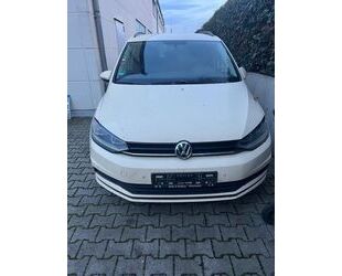 VW Volkswagen Touran Highline BMT/Start-Stopp Gebrauchtwagen