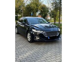 Ford Ford Mondeo 2,0 EcoBlue 140kW Titanium Automatik Gebrauchtwagen