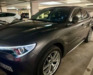 Alfa Romeo Alfa Romeo Stelvio Q4*First Edition*AHK*Pano*Inspe Gebrauchtwagen