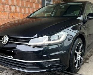 VW Volkswagen Golf 2.0 TDI Sound STHZG NAV Virtual Co Gebrauchtwagen