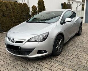 Opel Opel Astra GTC J 1.6 200PS Turbo Gebrauchtwagen