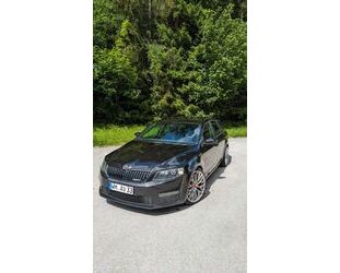 Skoda Skoda Octavia 2.0 TDI DSG RS Combi RS Gebrauchtwagen