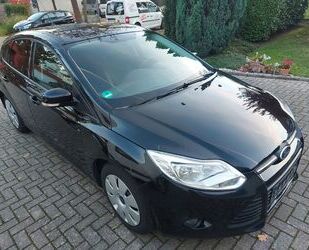 Ford Ford Focus 1,6 EcoB./TÜV NEU/ Zahnriemen gew./Sche Gebrauchtwagen