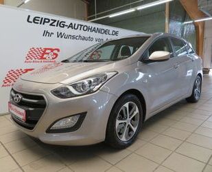 Hyundai Hyundai i30 cw blue Trend*GRA*BT*SHZ*PDC*1.HAND Gebrauchtwagen