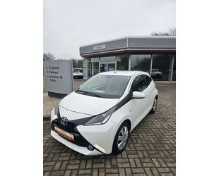 Toyota Toyota Aygo x-play touch Gebrauchtwagen