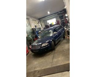 VW Volkswagen Passat 2.5 V6 TDI Comfortline Gebrauchtwagen