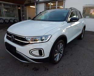 VW Volkswagen T-Roc Move 1,5 TSI 150 PS DSG, AHK, Sta Gebrauchtwagen