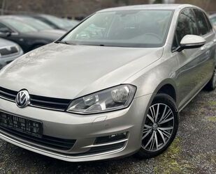 VW Volkswagen Golf VII Lim. Allstar BMT *PDC*SITZHEIZ Gebrauchtwagen