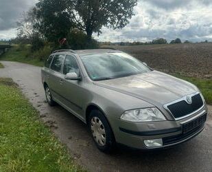 Skoda Skoda Octavia Combi Ambiente 1.Hand Klima Xenon Gebrauchtwagen