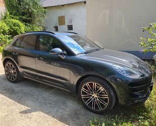 Porsche Porsche Macan Turbo mit Performance Paket Gebrauchtwagen