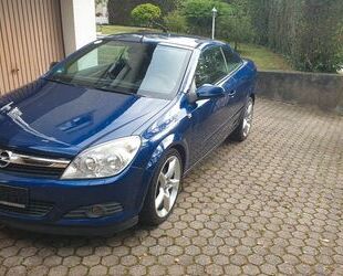 Opel Opel Astra Edition 1.9 CDTI 110kW-LEDER-OPC LINE Gebrauchtwagen