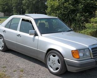 Mercedes-Benz Mercedes-Benz 280 E AMG FELGEN,5 Gang,Met.,Sportfa Gebrauchtwagen