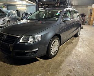 VW Volkswagen Passat Variant Comfortline*1.HAND*KLIMA Gebrauchtwagen