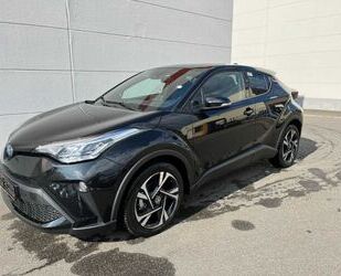 Toyota Toyota C-HR D 2.0 EU6d Hybrid Team Deutschland Gebrauchtwagen