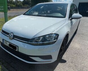 VW Volkswagen Golf 1.0 TSI DSG SHZ Navi AUTOMATIK Gebrauchtwagen