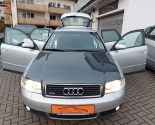 Audi Audi A4 2.0 KOMBI*XENON*SHZ*AHK*8FACH*6×CD*1HAND Gebrauchtwagen