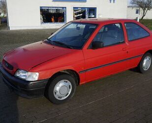 Ford Ford Escort 1.8*1 Hand*Nur 64000 KM* Gebrauchtwagen