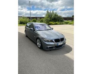 BMW BMW 335i Touring - H/K - M-Paket - Performance Esd Gebrauchtwagen