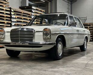 Mercedes-Benz Mercedes-Benz W115 240d 3.0 Strich 8 Sammlerzusta Gebrauchtwagen