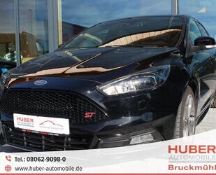 Ford Ford Focus ST 2.0l 184kW EcoBoost KAT NAVI/SHZ/SPO Gebrauchtwagen