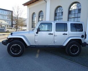 Jeep Jeep Wrangler / Wrangler Unlimited Sahara Automat Gebrauchtwagen