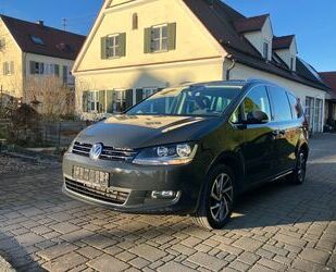 VW Volkswagen Sharan Sound 8-fach,AHK,Navi,1 KiSitz,e Gebrauchtwagen