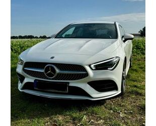 Mercedes-Benz Mercedes-Benz CLA 220 Shooting Brake CLA 220d, AHK Gebrauchtwagen