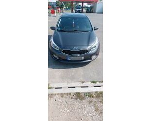 Kia Kia ceed / Ceed 1.6 CRDi Dream Team Edition Dre... Gebrauchtwagen