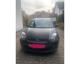 Ford Ford Fiesta 1,3 44 kW Ambiente Ambiente Gebrauchtwagen