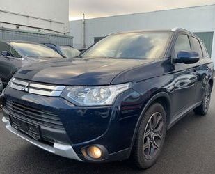 Mitsubishi Mitsubishi Outlander 4WD 7-Sitzer AHK/Kamera/Navi/ Gebrauchtwagen