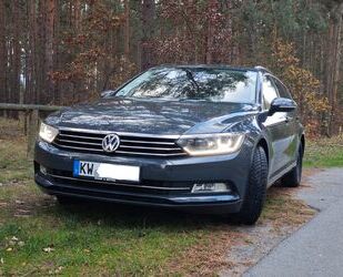 VW Volkswagen Passat Variant 2.0 TDI SCR DSG StHz,Tot Gebrauchtwagen