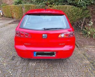 Seat Seat Ibiza 1.4 16V 55kW Sport Edition Klima RB3 S. Gebrauchtwagen