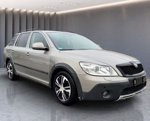 Skoda Skoda Octavia Combi Scout 4X4 2.0TDI*XE*NAV*AHK*2. Gebrauchtwagen