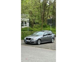 BMW BMW 330i - Gebrauchtwagen