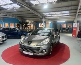 Peugeot Peugeot 207 CC PDC NAVI SHZ LEDER Gebrauchtwagen