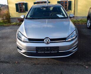 VW Volkswagen Golf VII *AHK*8fach bereift* Gebrauchtwagen