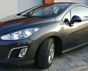 Peugeot Peugeot 308 CC Active e-HDi FAP 110 sharkgraumet. Gebrauchtwagen