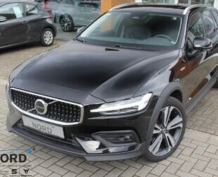 Volvo Volvo V60 B4D Cross Country Plus AWD/Standheiz/AHK Gebrauchtwagen