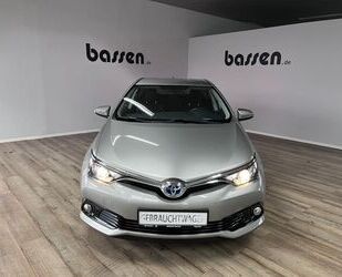 Toyota Toyota Auris 1.8 VVT-i Hybrid Automatik Design Edi Gebrauchtwagen