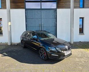 Skoda Skoda Octavia Combi RS PANO STANDHEIZUNG AHK 1-Han Gebrauchtwagen