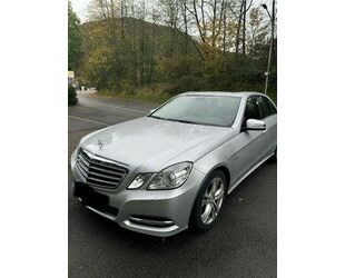 Mercedes-Benz Mercedes-Benz E 220 CDI BlueEFFICIENCY AVANTGARDE Gebrauchtwagen