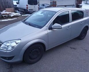 Opel Opel Astra 1.4 ecoFLEX Edition 74kW Edition Gebrauchtwagen